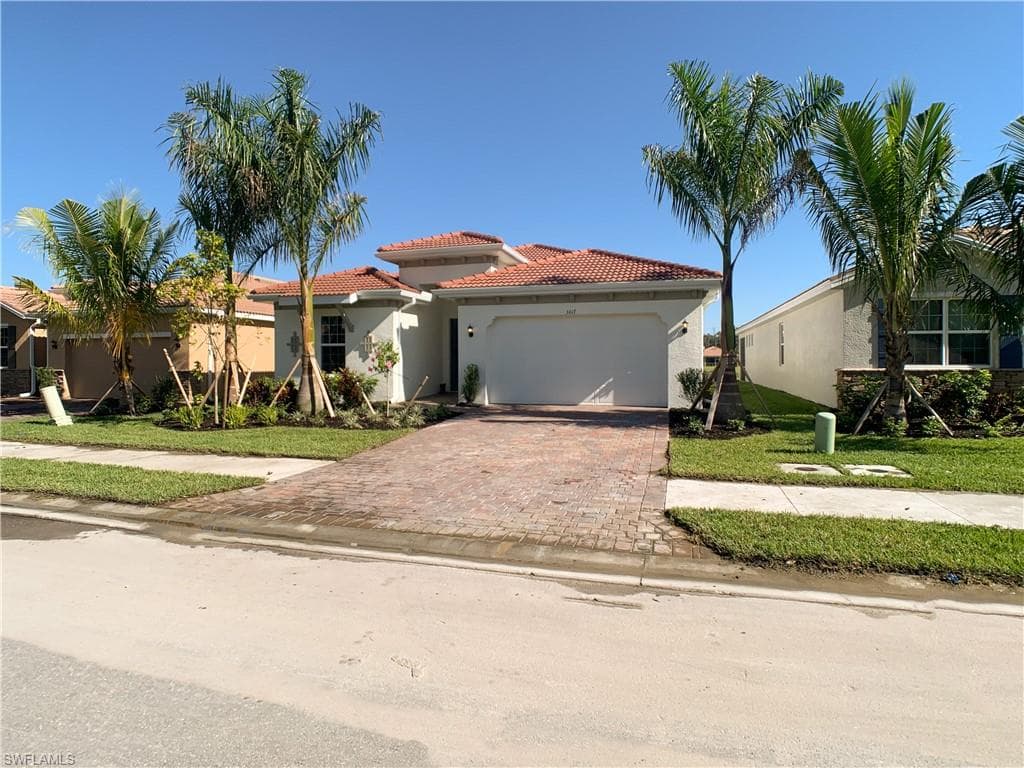 3017 Birchin LN FORT MYERS, FL 33916