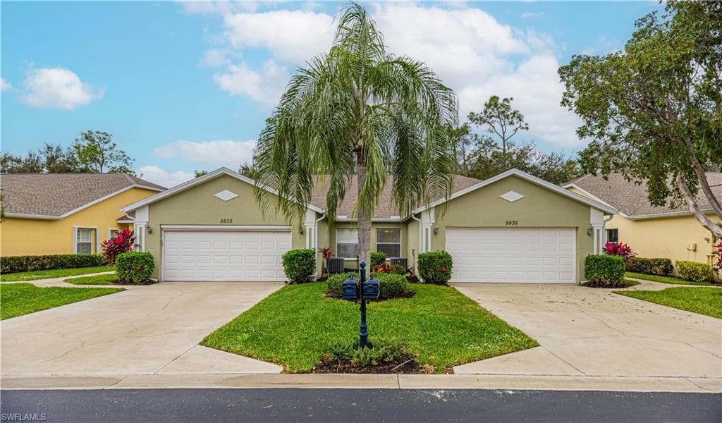 5636 Greenwood CIR NAPLES, FL 34112