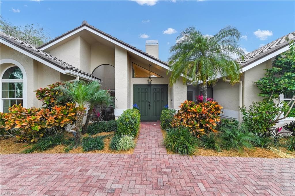 6949 Julie Ann CT FORT MYERS, FL 33919