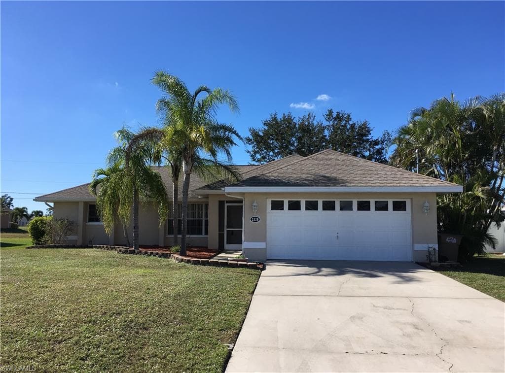 2520 SW 11th PL CAPE CORAL, FL 33914