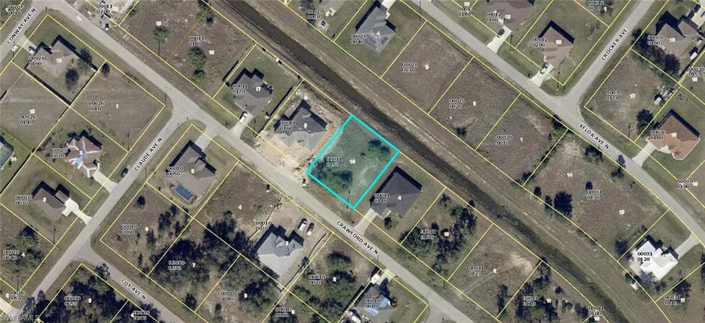 2004 Crawford AVE N LEHIGH ACRES, FL 33971