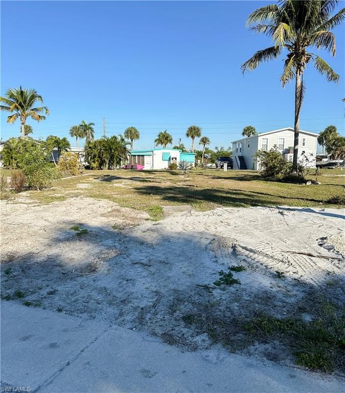 11300 Azalea LN FORT MYERS BEACH, FL 33931