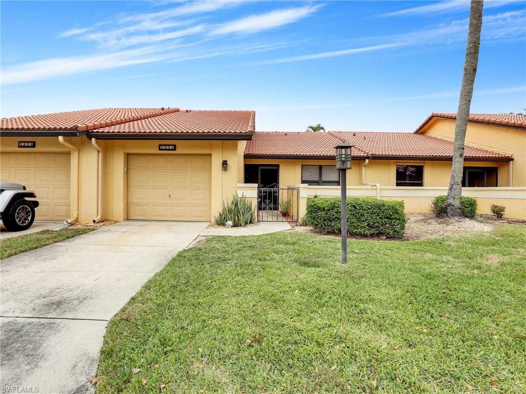 5352 Governors DR FORT MYERS, FL 33907