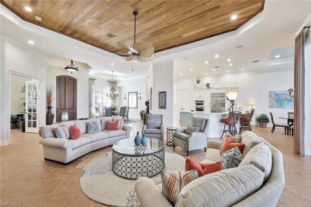 7698 Mulberry LN NAPLES, FL 34114