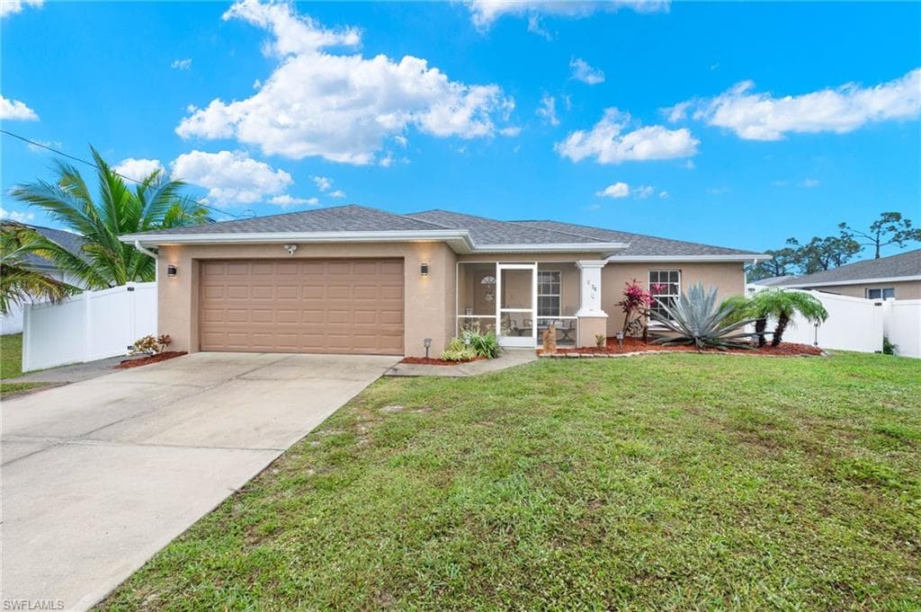 1926 NE 34th ST CAPE CORAL, FL 33909