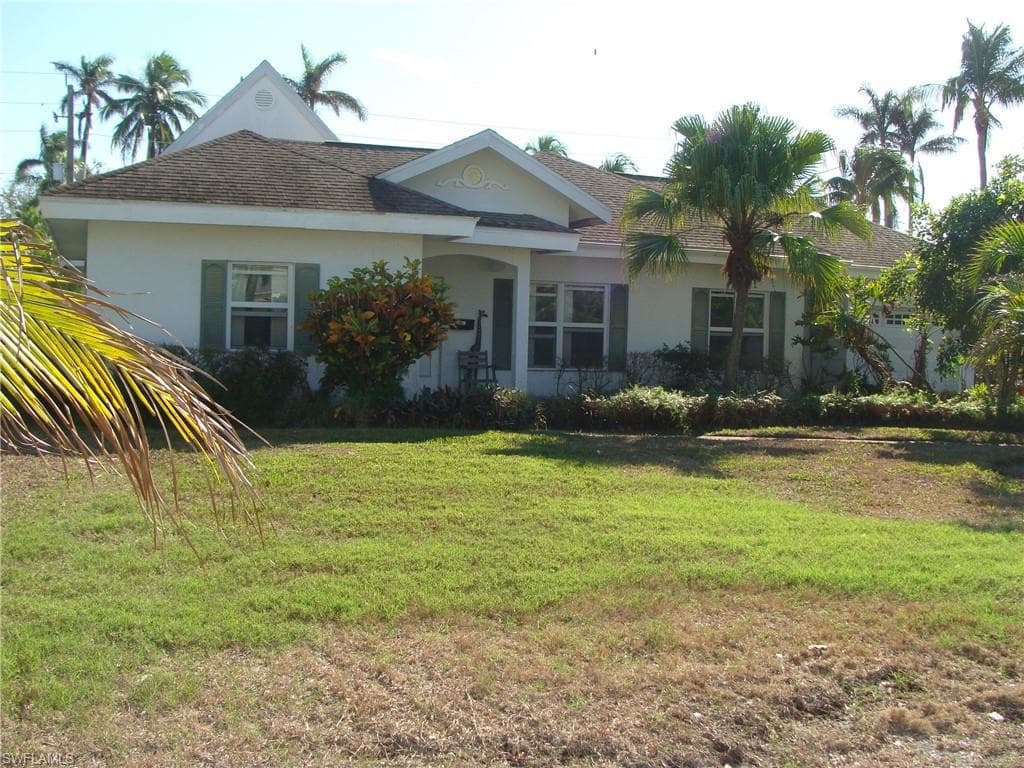 230 10th AVE S NAPLES, FL 34102