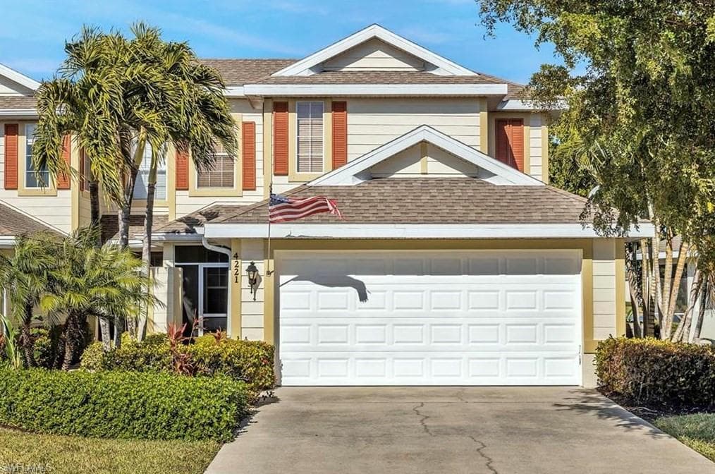4221 Avian AVE FORT MYERS, FL 33916