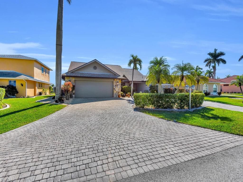 4411 SE 19th PL CAPE CORAL, FL 33904