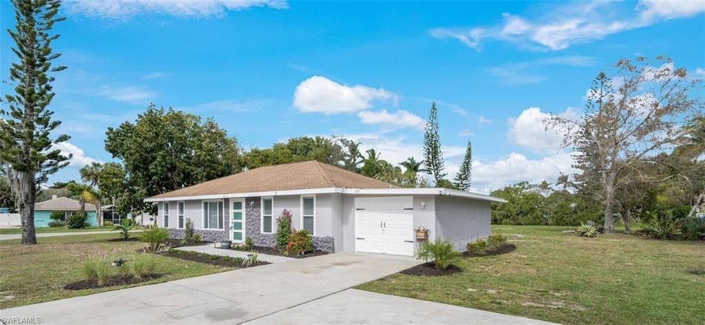 27208 Rio Vista CIR BONITA SPRINGS, FL 34135