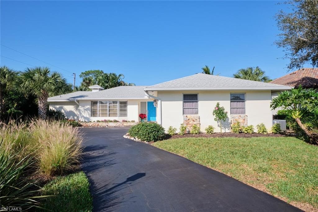 303 Cypress WAY W NAPLES, FL 34110