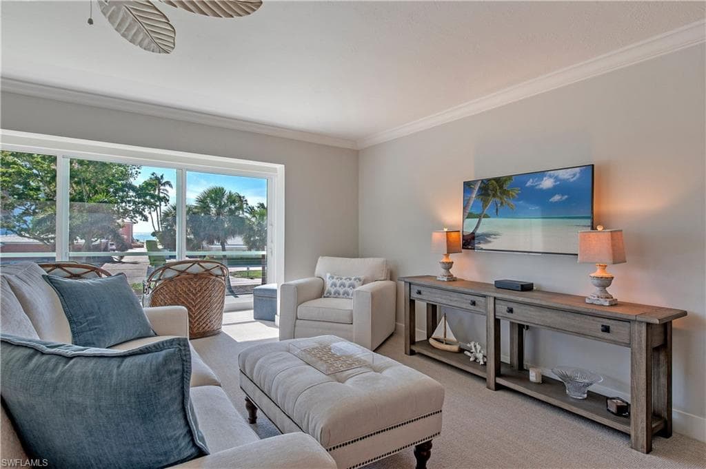 2500 Gulf Shore BLVD N #S3 NAPLES, FL 34103