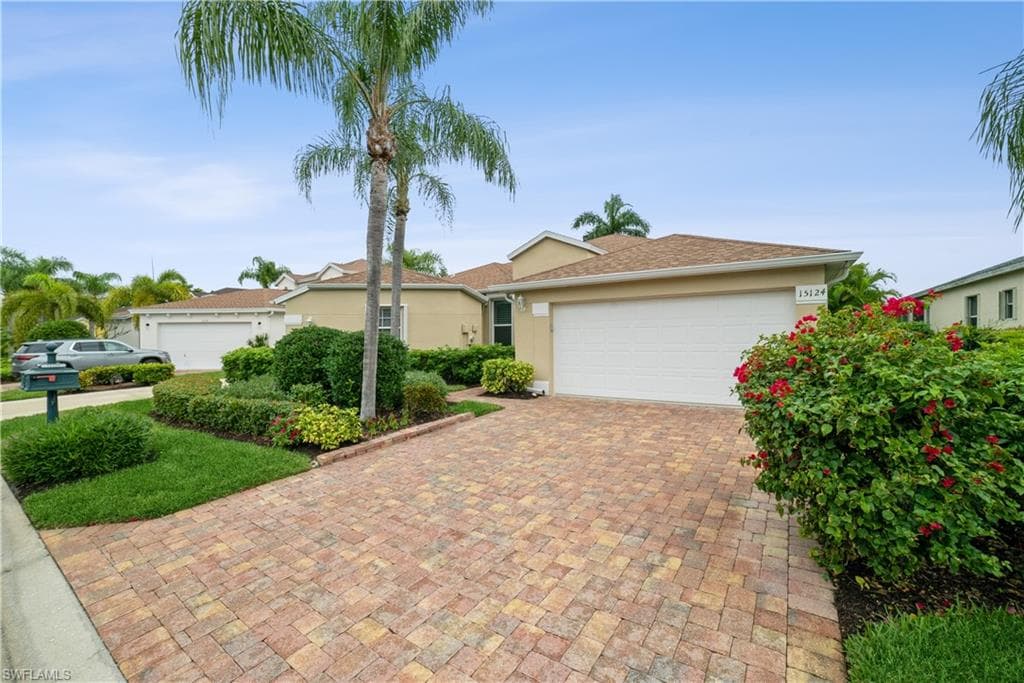 15124 Sterling Oaks DR NAPLES, FL 34110