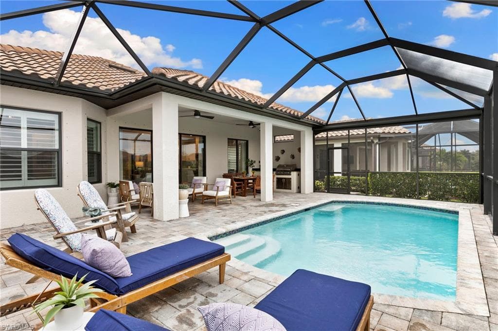 8608 Maggiore CT NAPLES, FL 34114