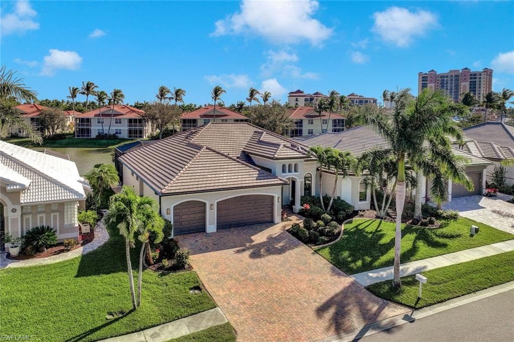 5601 Harbour CIR CAPE CORAL, FL 33914