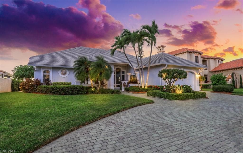 1076 Old Marco LN MARCO ISLAND, FL 34145