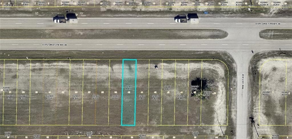 112 Diplomat PKWY W CAPE CORAL, FL 33993