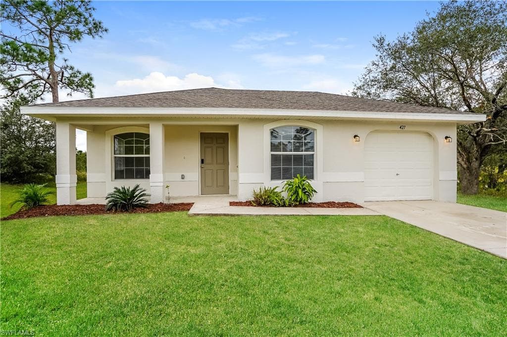 427 Vanetta DR LEHIGH ACRES, FL 33972