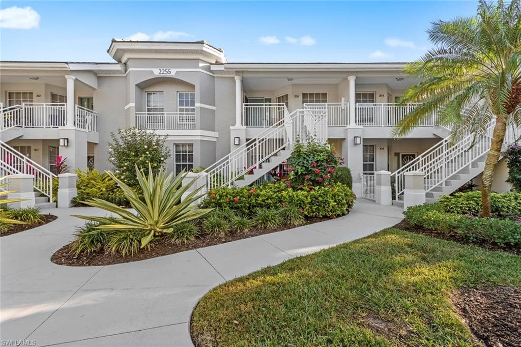 2255 Harmony LN 8-103 NAPLES, FL 34109