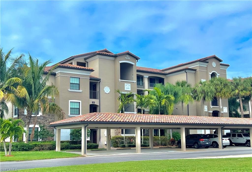 9820 Giaveno CIR 1413 NAPLES, FL 34113