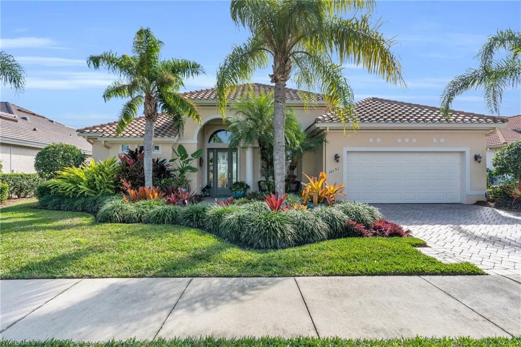 10131 Salisbury CT FORT MYERS, FL 33913