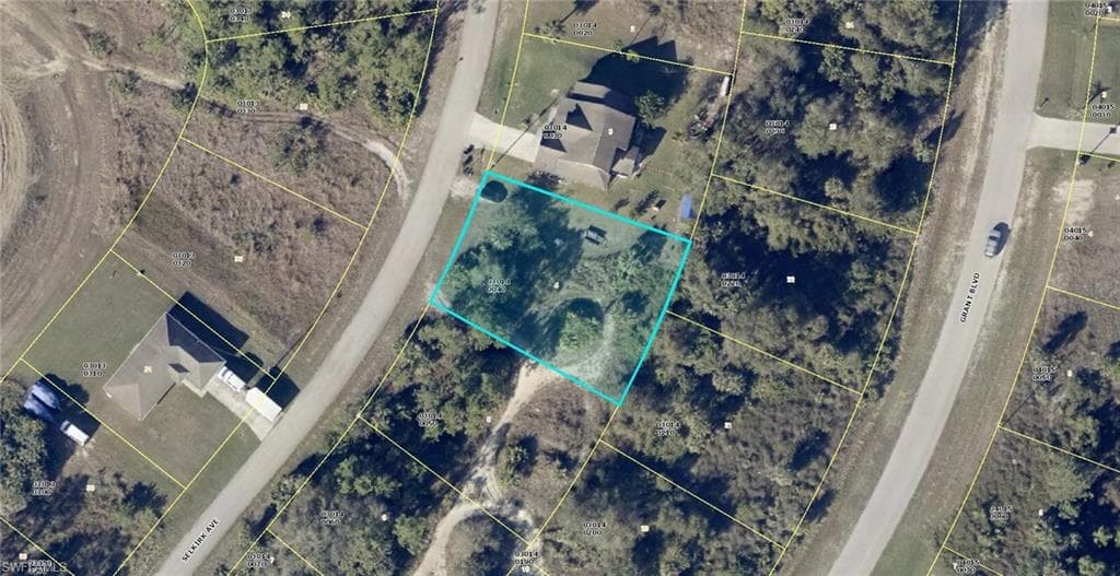 311 Selkirk AVE LEHIGH ACRES, FL 33974