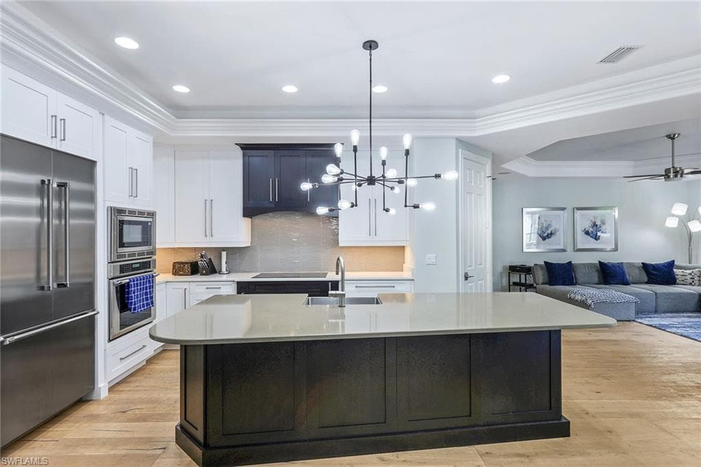 1540 Oakes BLVD NAPLES, FL 34119