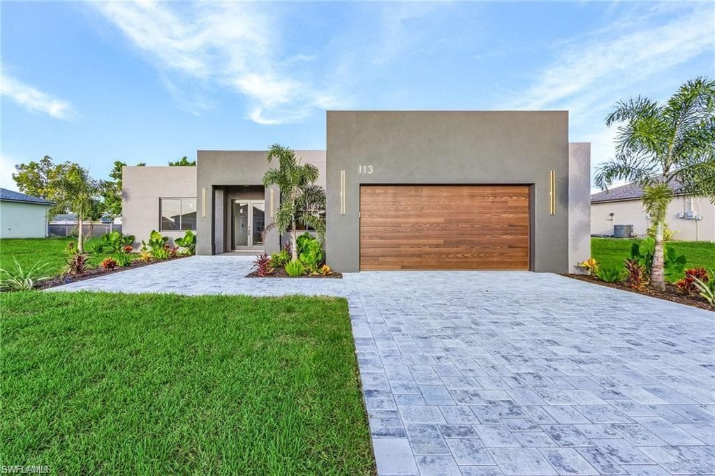 113 NW 2nd PL CAPE CORAL, FL 33993