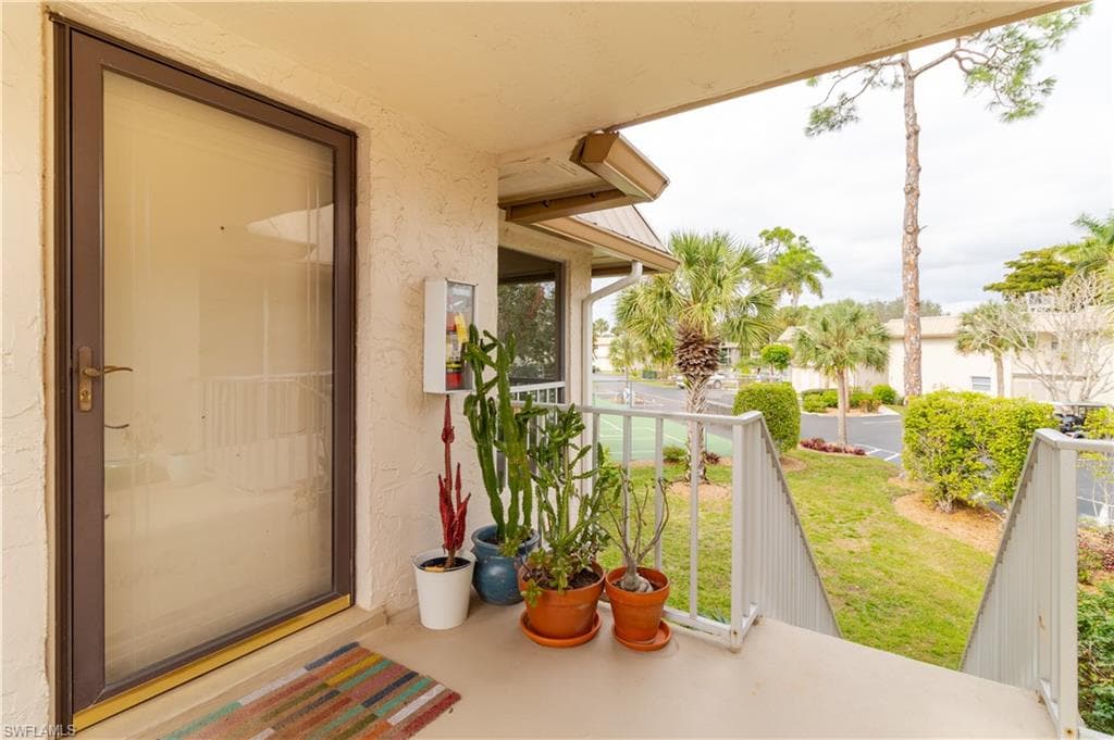 1549 Sandpiper ST 46 NAPLES, FL 34102