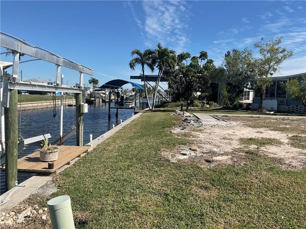 7315 Cobiac DR ST. JAMES CITY, FL 33956