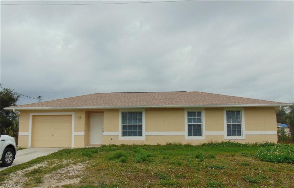 3006 50th ST SW LEHIGH ACRES, FL 33976