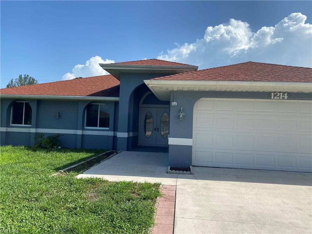1214 SW 14th TER CAPE CORAL, FL 33991