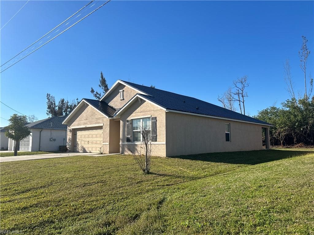 1633 SW 12th TER CAPE CORAL, FL 33991
