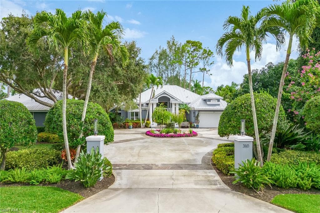 380 West ST NAPLES, FL 34108