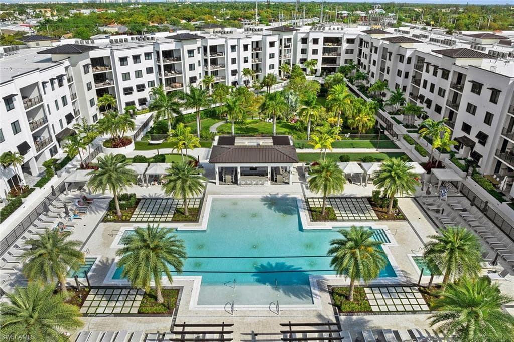 1111 Central AVE 514 NAPLES, FL 34102