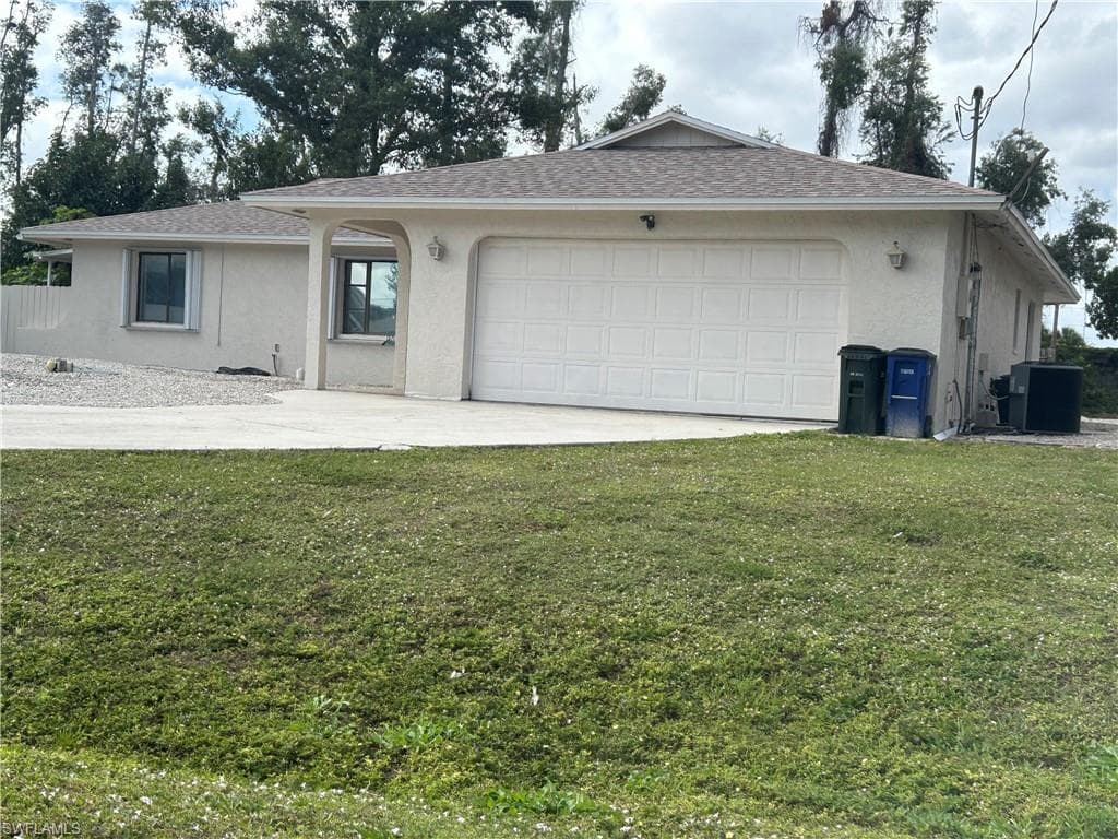 17116 Phlox DR FORT MYERS, FL 33967