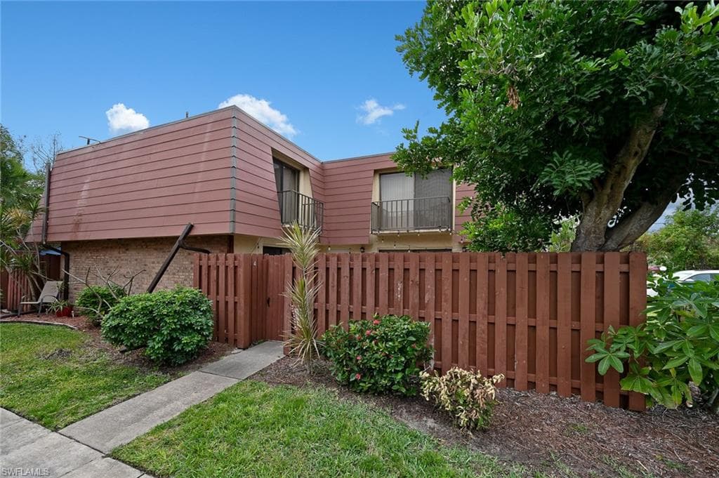 12368 Woodrose CT 4 FORT MYERS, FL 33907