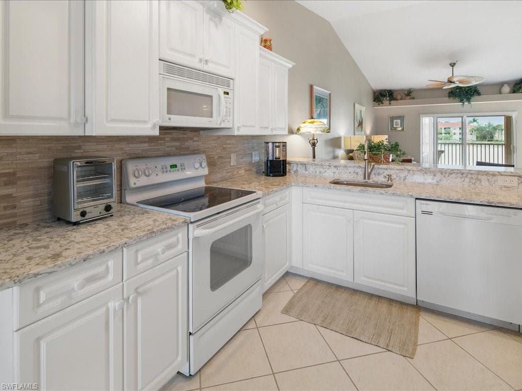 2810 Cypress Trace CIR . #2127 NAPLES, FL 34119