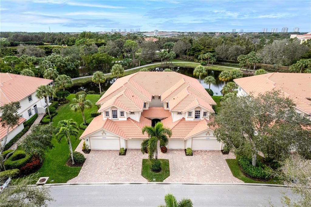 23156 Rosedale DR 102 ESTERO, FL 34135