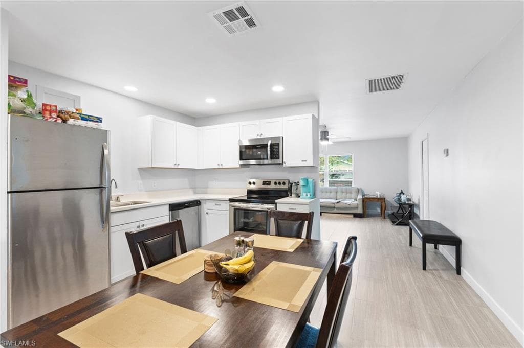1082/1084 San Remo AVE NAPLES, FL 34104