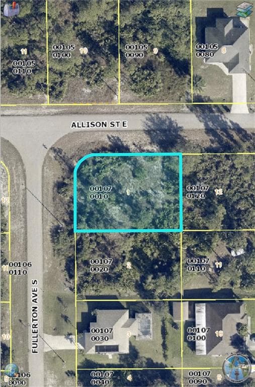827 Fullerton AVE S LEHIGH ACRES, FL 33974