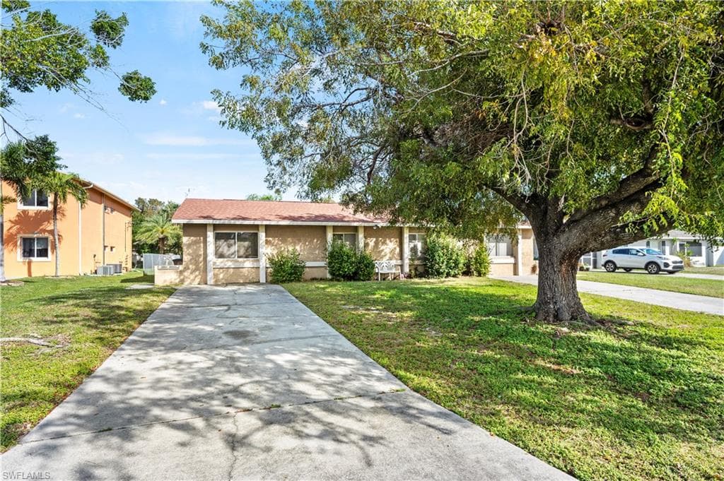 1105 SW 48th TER CAPE CORAL, FL 33914