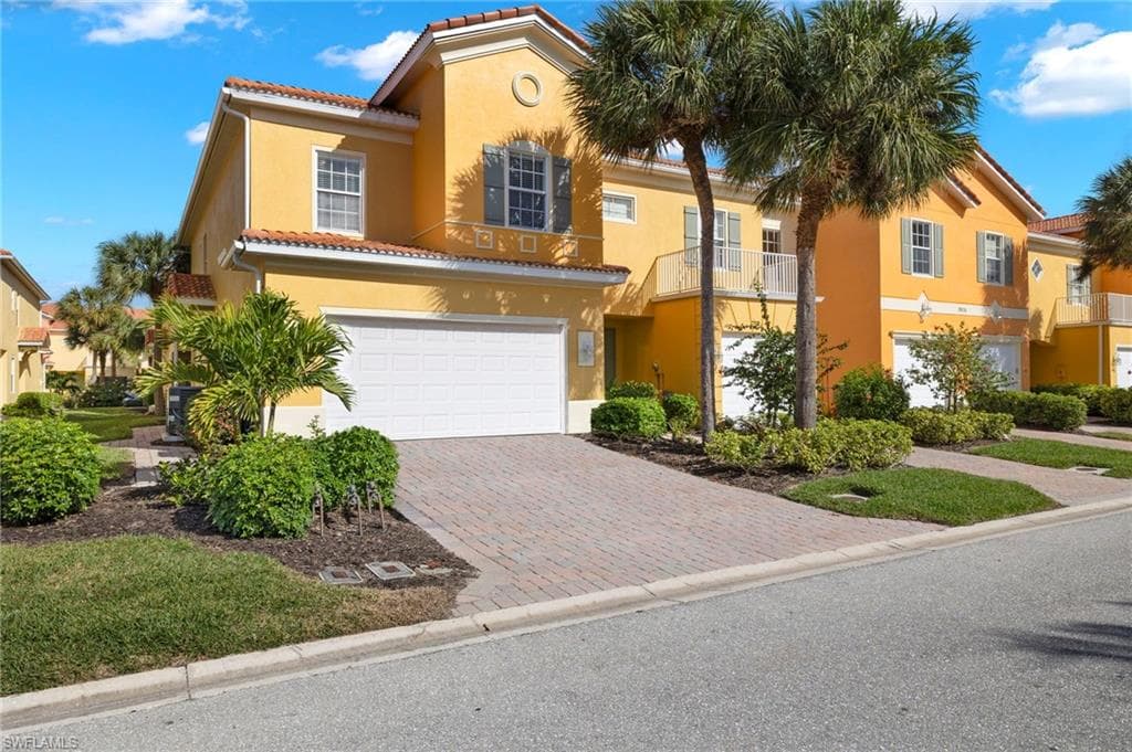 9806 Boraso WAY 101 FORT MYERS, FL 33908