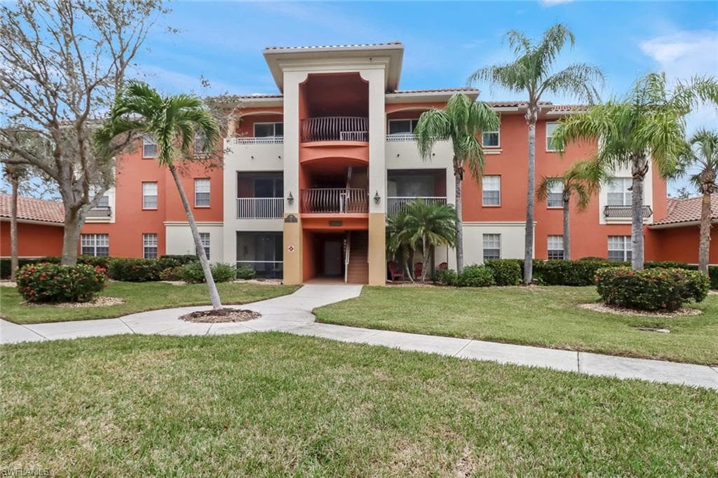 3944 Pomodoro CIR 203 CAPE CORAL, FL 33909