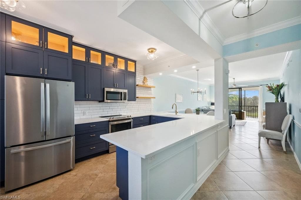 9727 Acqua CT 434 NAPLES, FL 34113