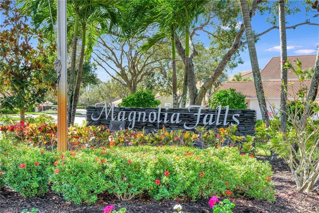 2345 Magnolia LN 6701 NAPLES, FL 34112