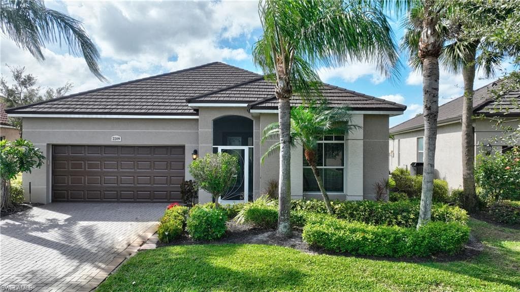 2209 Bainmar DR LEHIGH ACRES, FL 33973