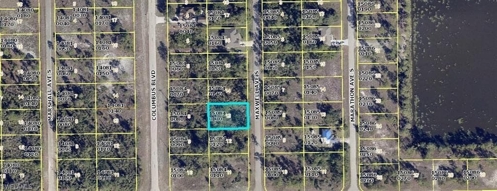1054 Maxwell AVE S LEHIGH ACRES, FL 33974