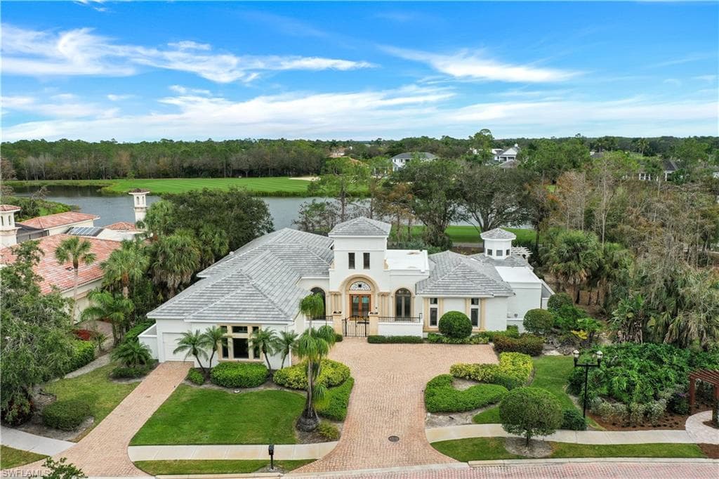 4051 Brynwood DR NAPLES, FL 34119