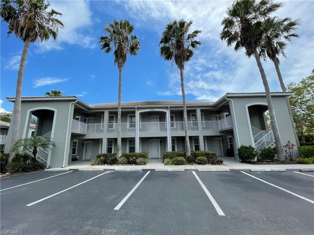3483 Lake Shore DR 323 BONITA SPRINGS, FL 34134