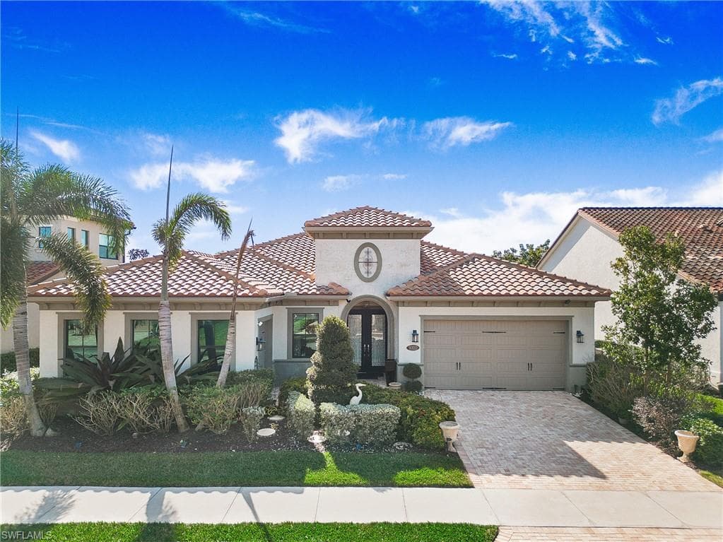 9322 Glenforest DR NAPLES, FL 34120